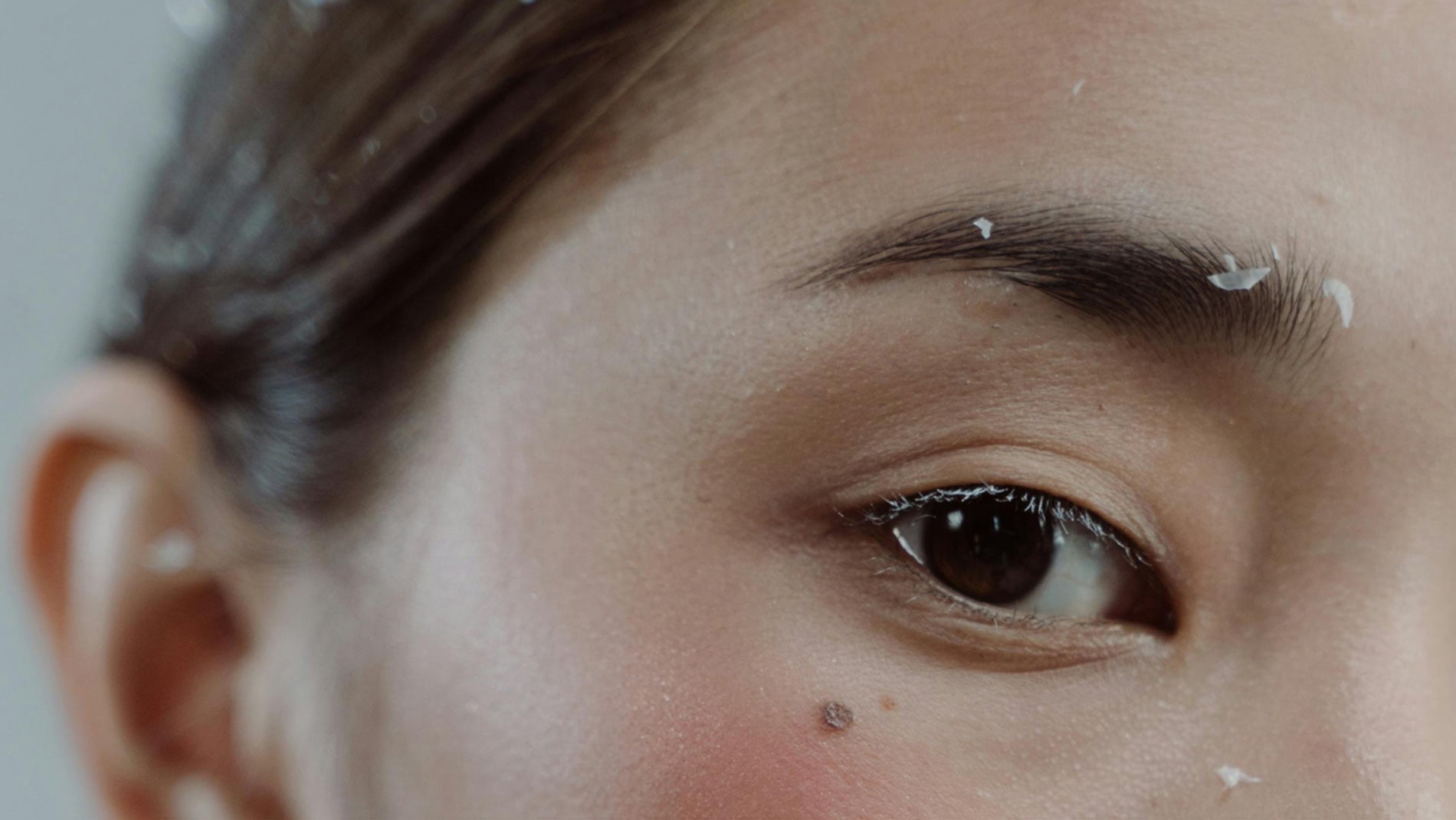 5 Natural Skincare Steps for Healthy, Glowing Winter Skin